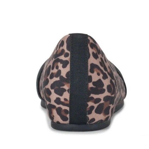 Baretraps Chainey Casual Leopard Flats - Picture 8 of 10